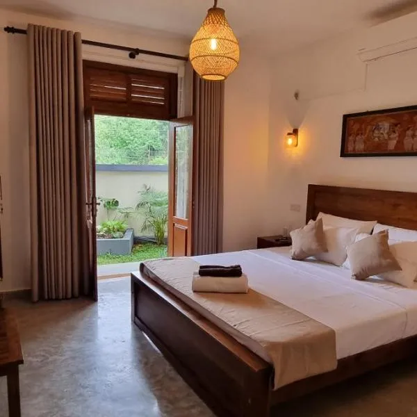 Moksha Villa-Hostel Kandy, hotel em Kandy