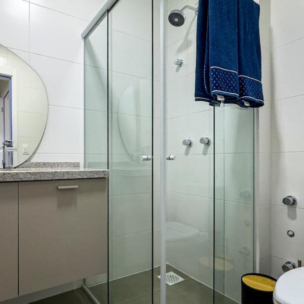 Luxo em Floripa, Apto novo com sala, suíte, garagem e área de lazer com piscina e churrasqueira em bairro nobre de Florianópolis - Foto 3