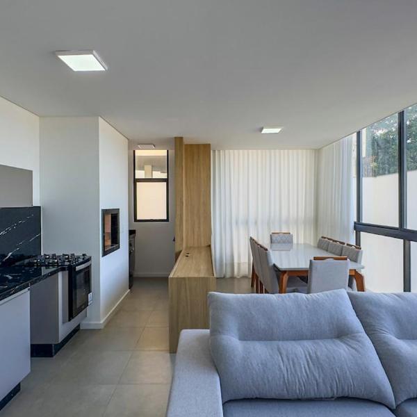 Luxo em Floripa, Apto novo com sala, suíte, garagem e área de lazer com piscina e churrasqueira em bairro nobre de Florianópolis - Foto 4