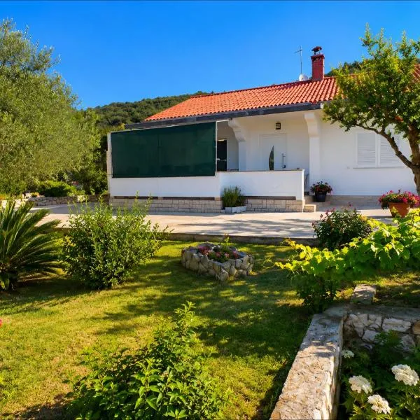 Rab में, होटल Holiday house Solis