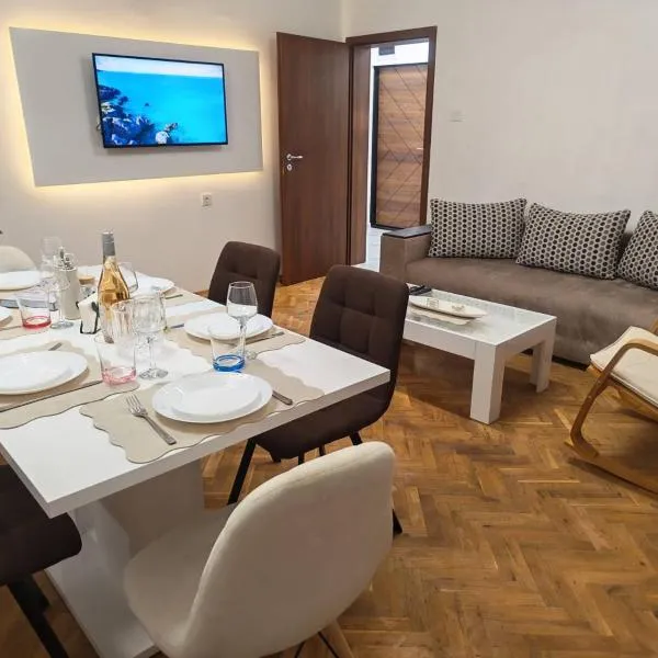 Aglaya 2 - Lazur, khách sạn ở Burgas City