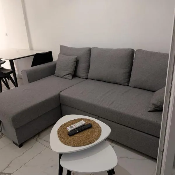 Erna Apartment, hotel a Golem