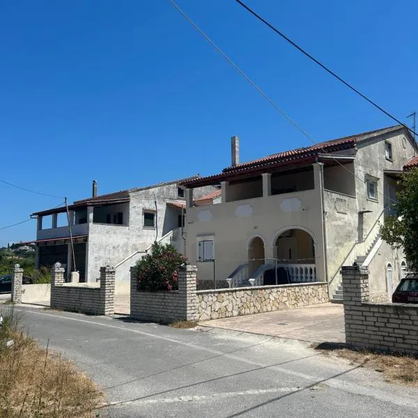 Parea Home Corfu, hotelli kohteessa Kastanéa