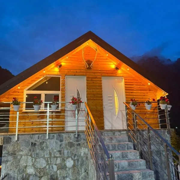 Guesthouse Kurora e Maleve, hotel a Ndërlysaj