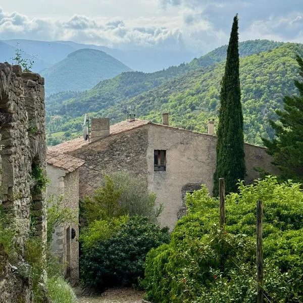 Portail Sainte Marie, hotel sa Montbrun-les-Bains