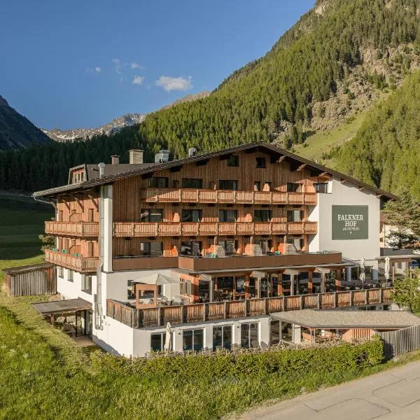 Naturhotel Falknerhof, hotel sa Niederthai