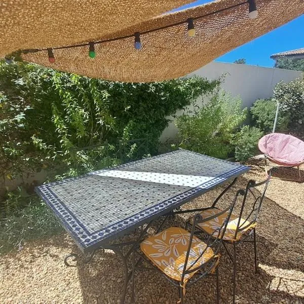 Logement aux portes des calanques de Cassis et la Ciotat, hotel in Roquefort-la-Bédoule