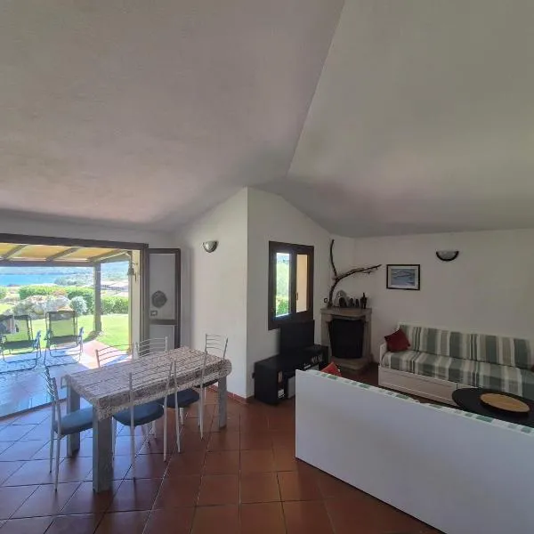 Villa Capodorso, Palau Porto Pollo, готель у місті Палау