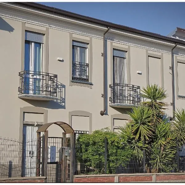 Residenza Le Palme โรงแรมในTrecate