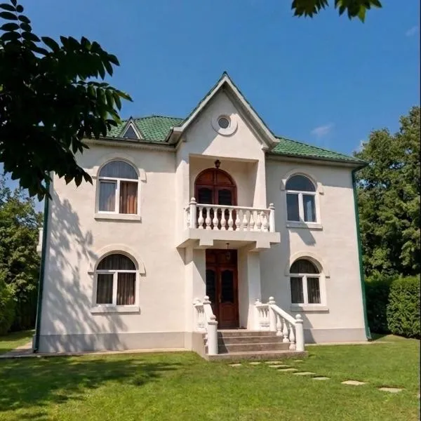 GuestHouse Tekhura, hotel in Martvili