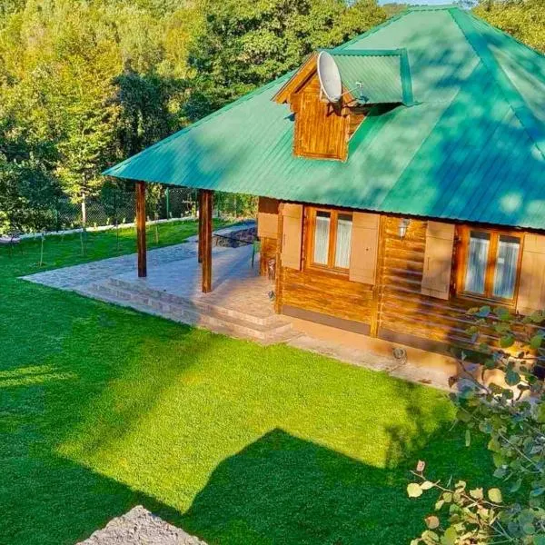 Holiday house Flores near Kolasin, hotel i Kolašin