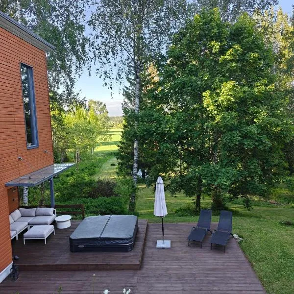 Villa Talma - Unique villa with jacuzzi, close to Talma Golf, hotel in Talma