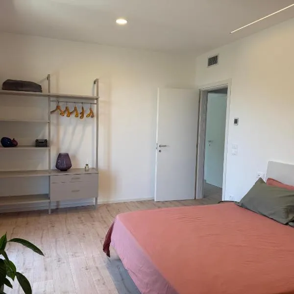 Appartamento gelso bianco, giardino sul mare, hotel din Segno