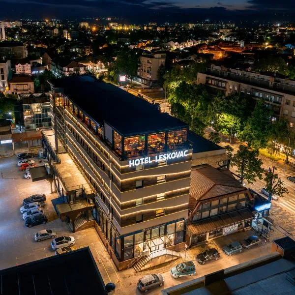 Smeštaj Leskovac، فندق في ليسكوفاتش