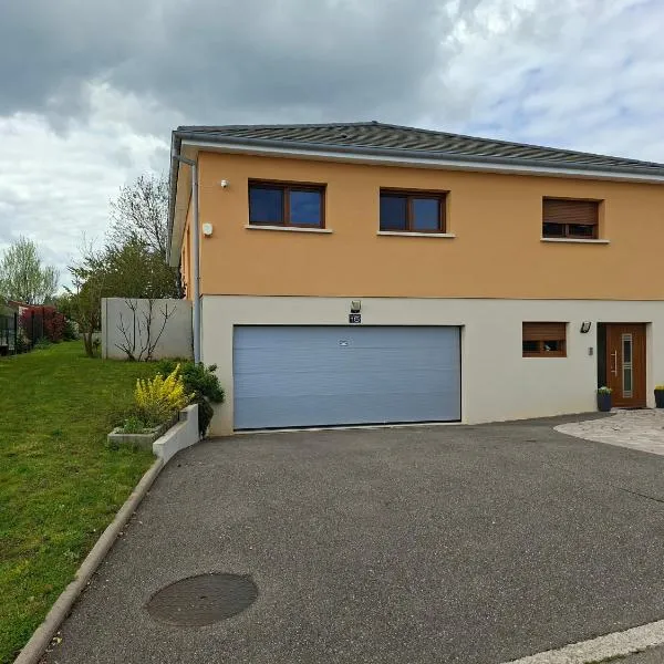 Apartment Einliegerwohnung, хотел в Hagenthal-le-Haut