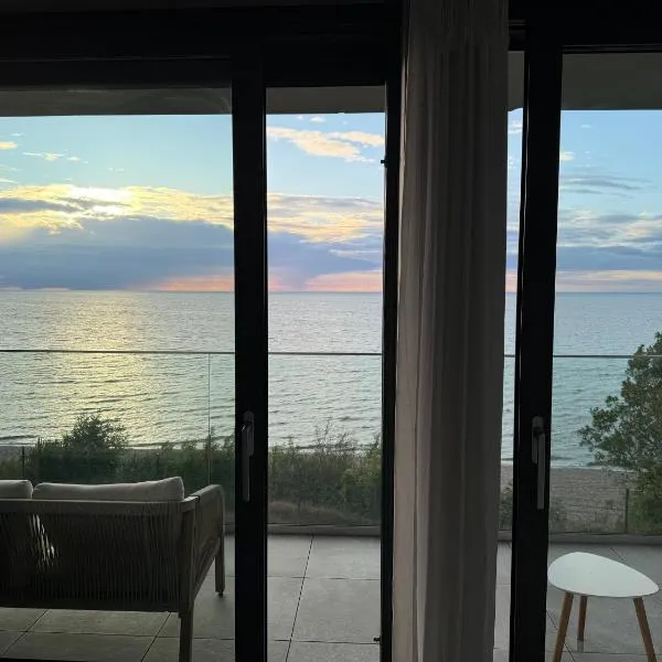 Hevenia Klifowa 5 B Apartament 33, hotel v mestu Rewal