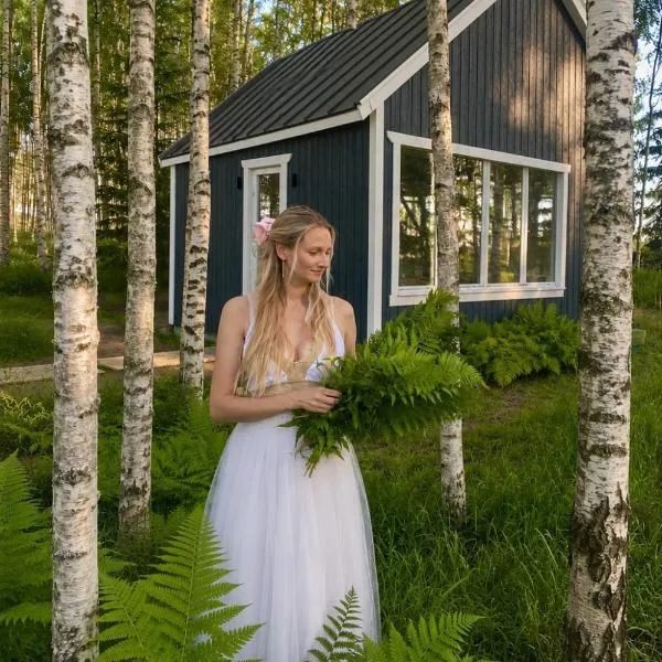 Fairytale Experience, Tartu 5 min, lake nearby,Lombi的飯店