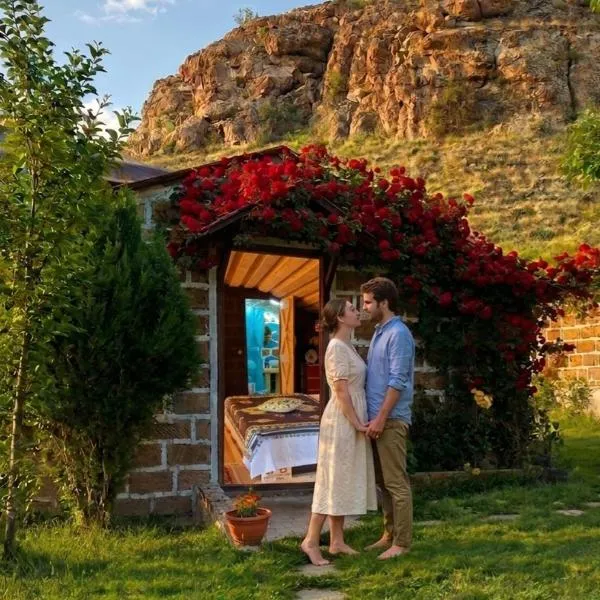 Caravanà Resort, hotel a Yeghegnadzor