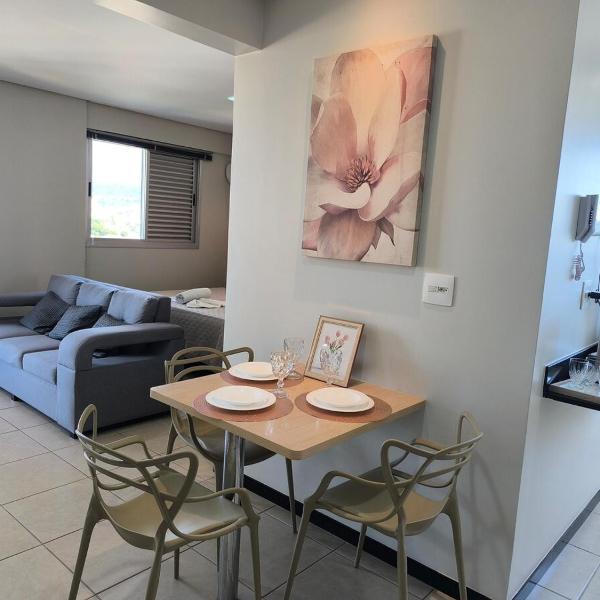 Apart Flat Esmeralda - no centro, próx a SANTA CASA