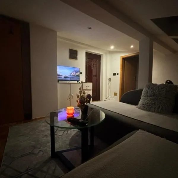 Kutak pod Zvijezdama, hotel in Paša Bunar
