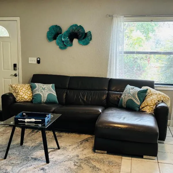 Sunshine Acre 2B 2B King Master Suite, BIG Yard, hotel a Davie