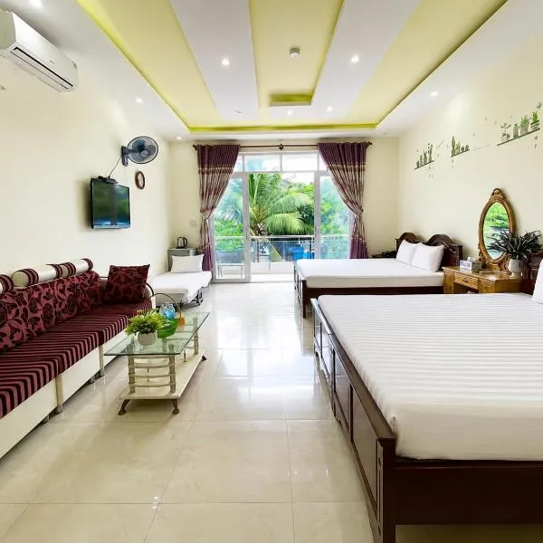 The Red Hotel Côn Đảo, hotel u gradu 'Côn Đảo'