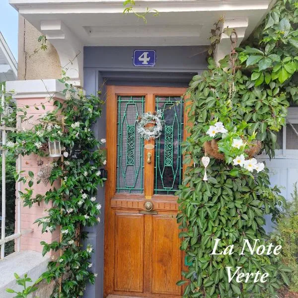 La Note Verte - Parking gratuit devant l'entrée, מלון בפואה