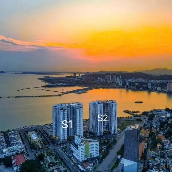 Sapphire Premium Studio Hạ Long, hotel in Ha Long