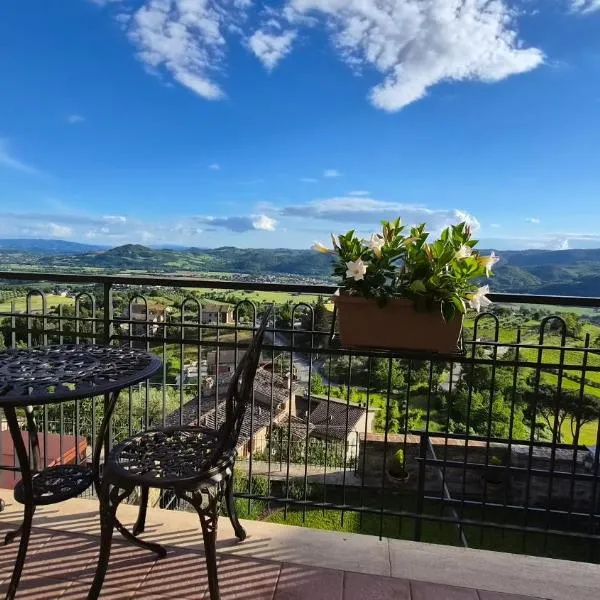 Vesionica Holiday House Perugia, hotel a Civitella Benazzone