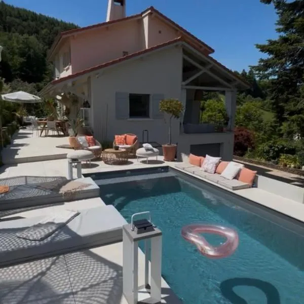Les terrasses du Pilat, hotel a La Valla-en Gier