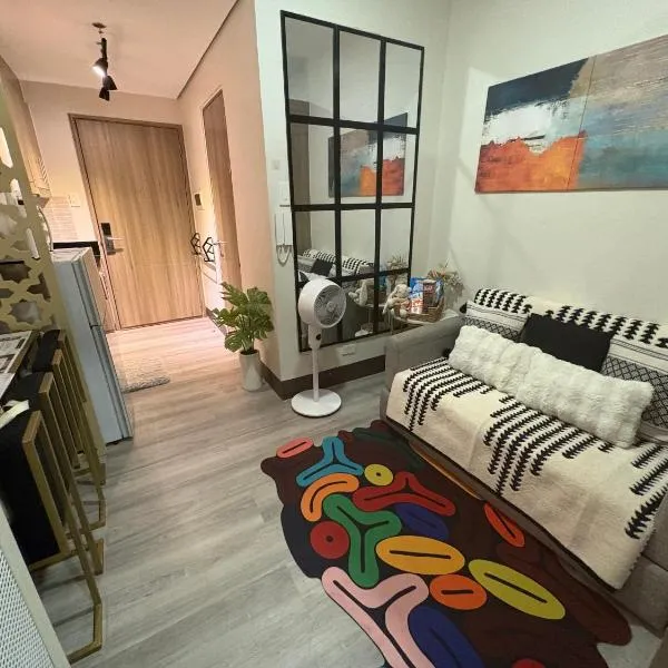 StaySUITEHOME at Fame Residences EDSA Mandaluyong Metro Manila Ph, viešbutis Maniloje