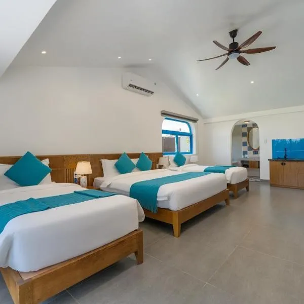 The Linh Coastline Villa, hotel in Hội An