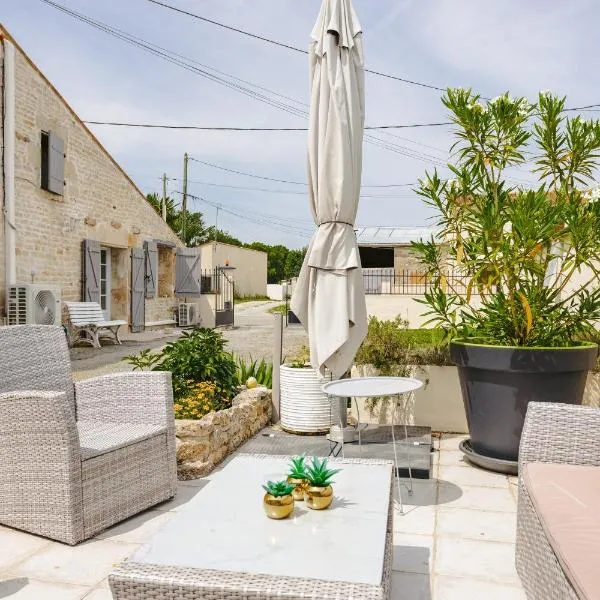Gite Romantique de Type Charentais, hotel u gradu Le Thou