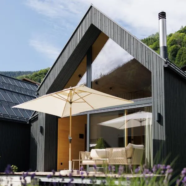 Zalbander Chalets, hotel in Silbertal