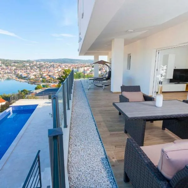 Apartment Solis Okrug Gornji, отель в Трогире