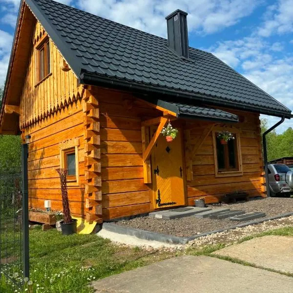 Bieszczadzki Zakątek Domek, hotel di Lutowiska