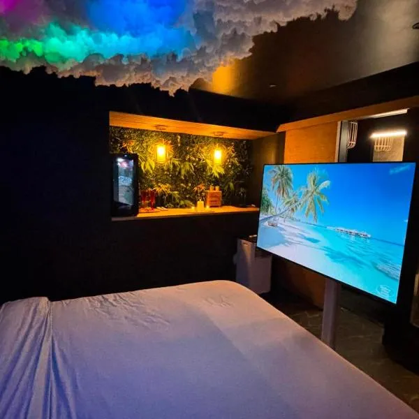 L'écrin Secret Suite & NETFLIX Aubagne-Cassis-Marseille, hotel in Aubagne