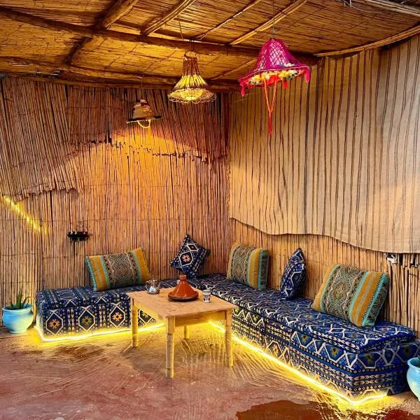Surf Apartment in Tamri Rooftop Local Experience, Hotel in Tamri