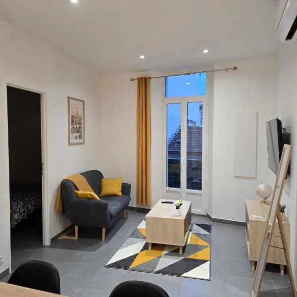 Apparemment centre Draguignan: Draguignan şehrinde bir otel