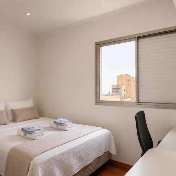 Studio completo 2 ambientes 3 camas máq lava seca Cozinha equipada e funcional Tv Smart Vaga garagem Rede proteção Higienopolis apto 806 Edificio Piratininga