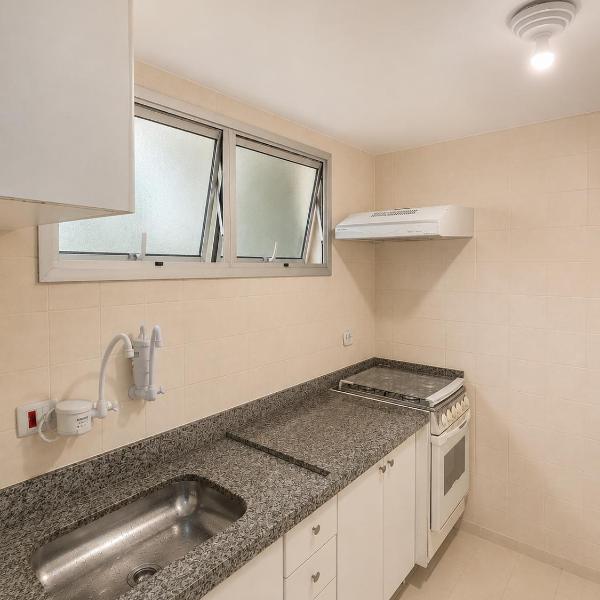 Studio completo 2 ambientes 3 camas máq lava seca Cozinha equipada e funcional Tv Smart Vaga garagem Rede proteção Higienopolis apto 806 Edificio Piratininga - Foto 3