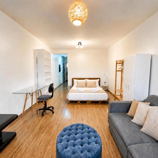 Higienopolis apartamento amplo, cama Queen Size padrão Luxo, com vaga garagem e vista da cidade, 10 andar, apto 1002 Edifício Piratininga, 2 minutos do shopping, entrada HOJE