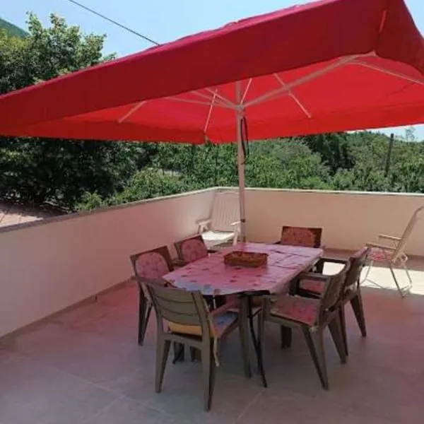 Nensi1, hotell i Križišće