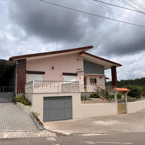 Casa dos Neto Santiago, khách sạn ở Anadia
