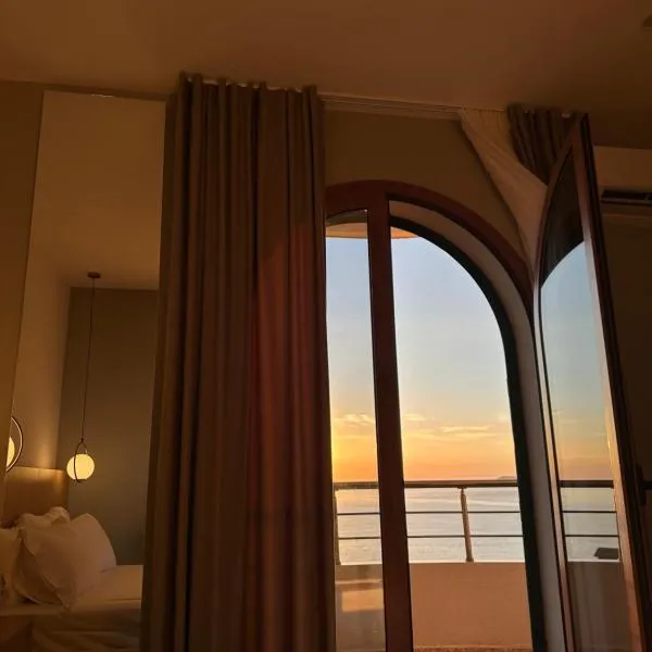 Lùmar Hotel, hotel in Vlorë