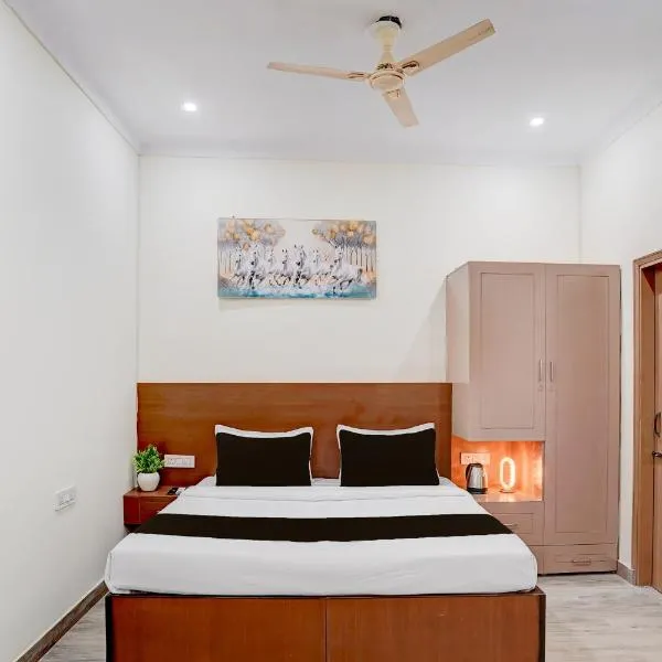 Super Hotel O Royal Heritage, hotel em Kharar