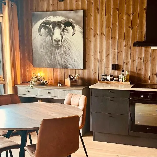 New! Mountain apartment close to Hardangervidda, hotel in Eidfjord