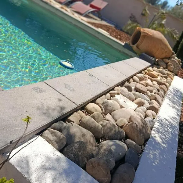 Villa Le Luberon, hotel en Mérindol