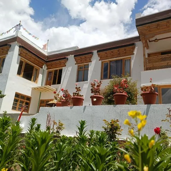 Baku Eco Retreat、レーのホテル