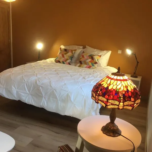 chambre dans les bois, hotelli kohteessa Namur